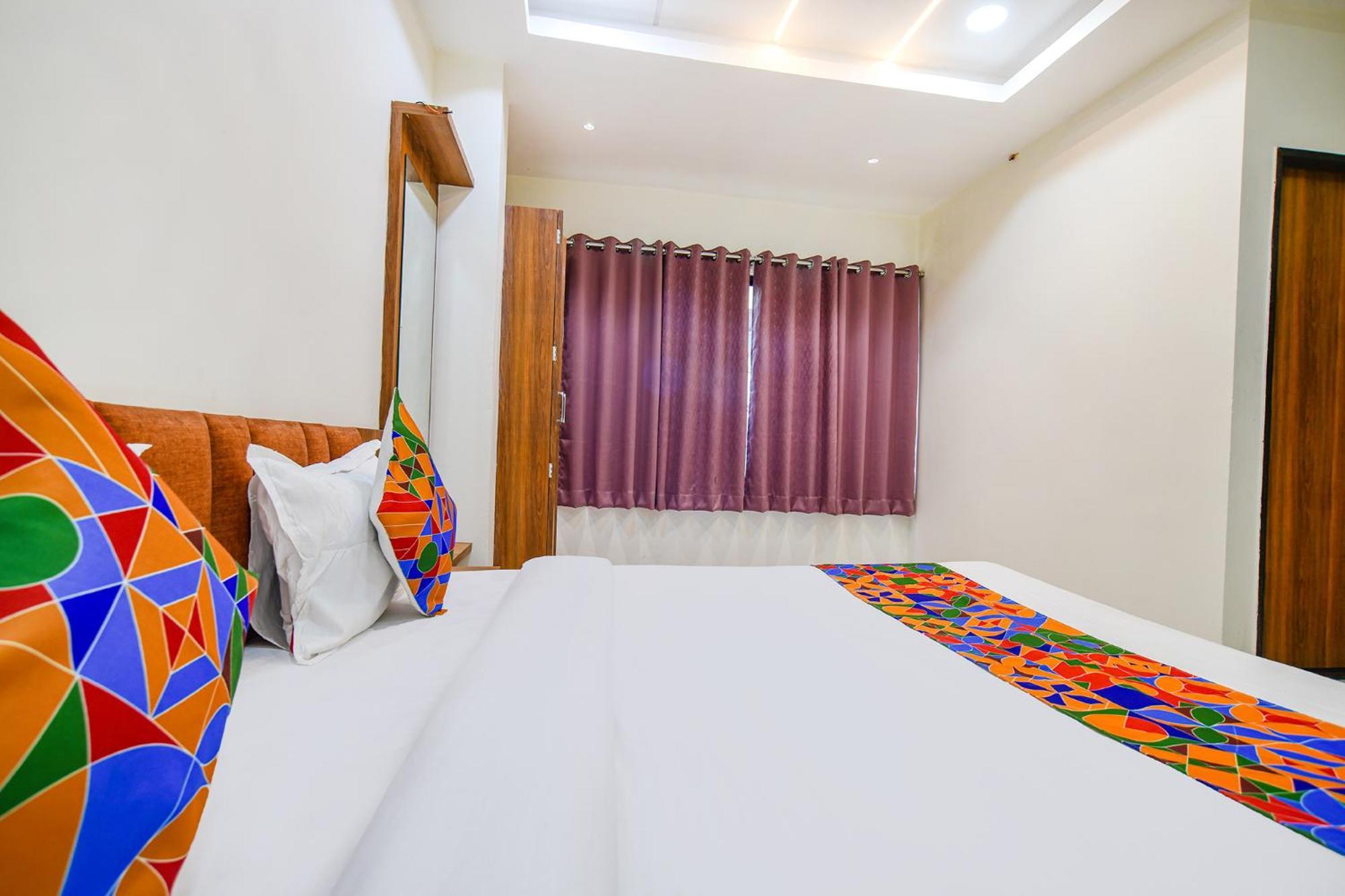 Fabhotel Shree Nakoda Paradise Ujjain Esterno foto