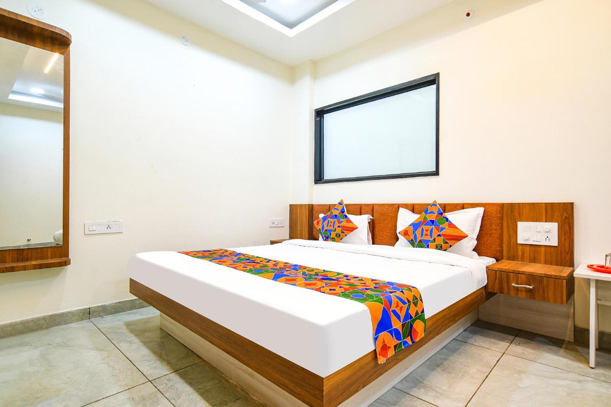 Fabhotel Shree Nakoda Paradise Ujjain Esterno foto