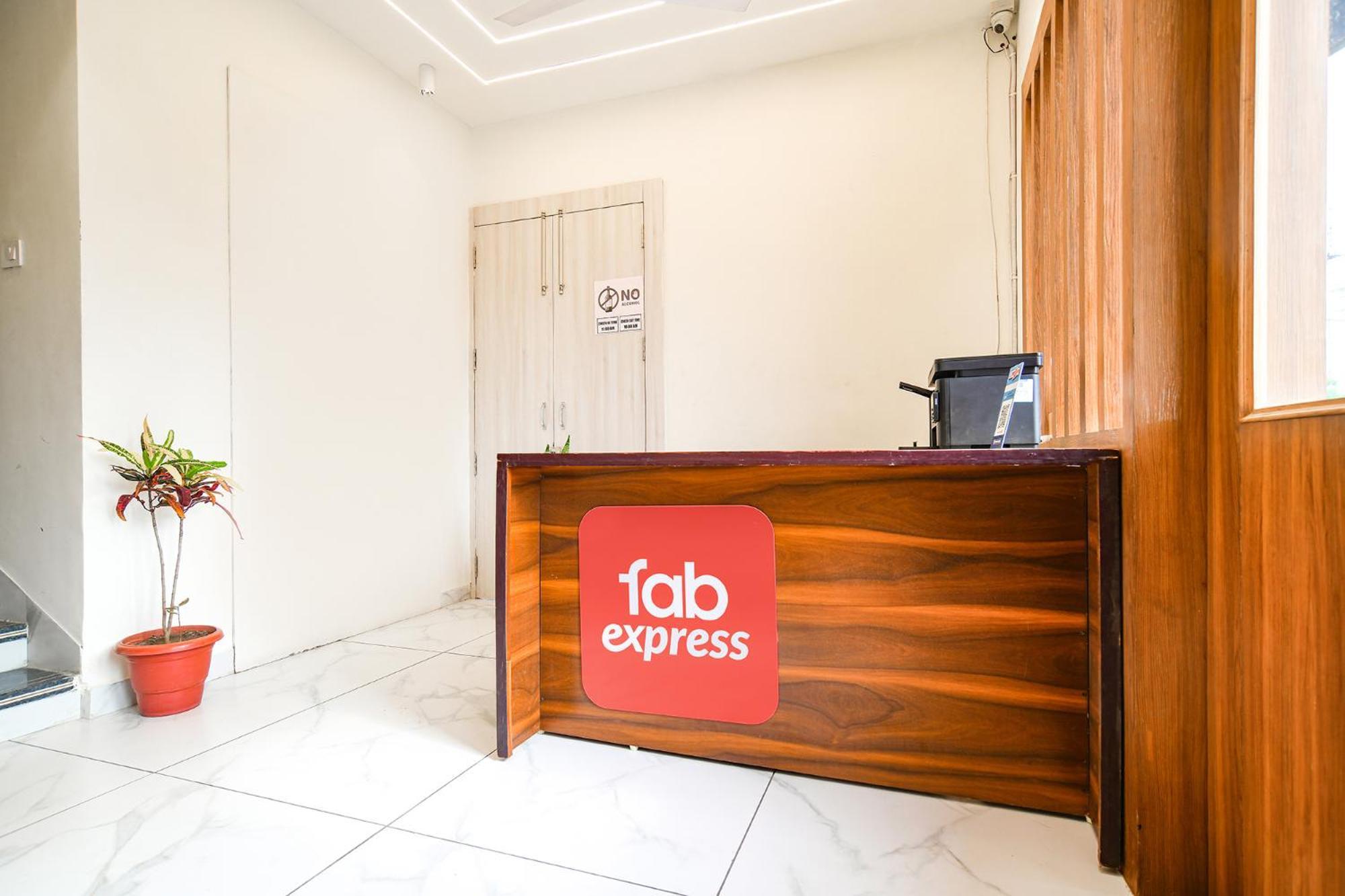 Fabhotel Shree Nakoda Paradise Ujjain Esterno foto